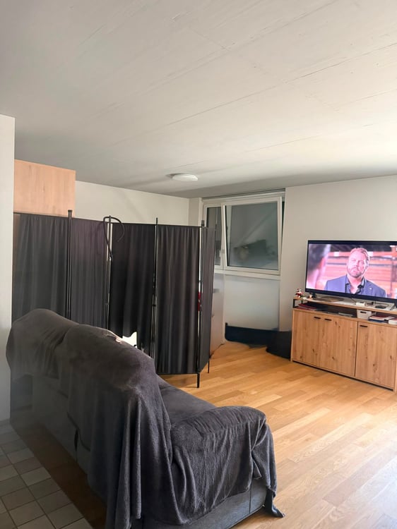 À louer, un studio, à la Place de Rome, à Martigny ! 3
