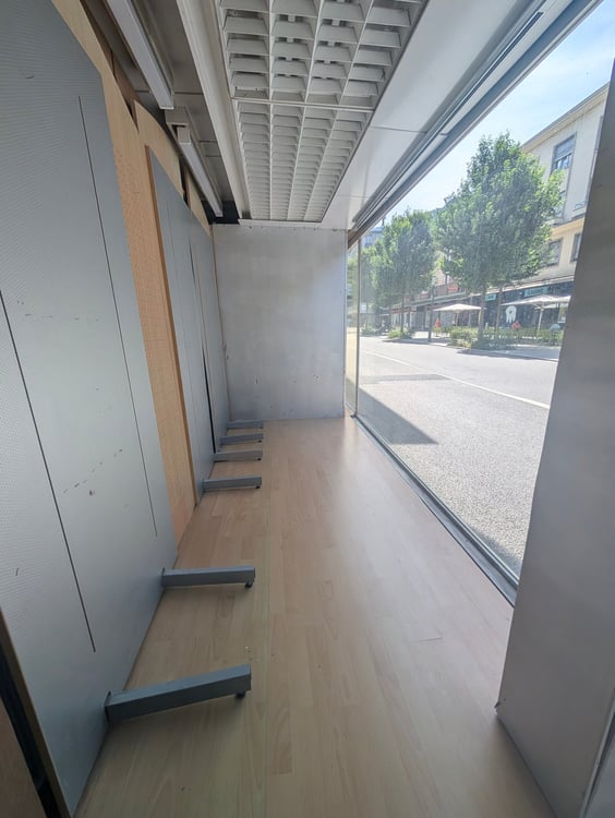 À louer, une surface commerciale sur deux étages, à l'Avenue de la Gare à Martigny ! 4