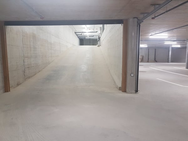 À louer ! Places de parc intérieures, à deux pas de la Place Centrale à Martigny ! 4