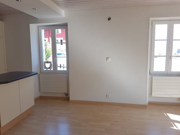 À louer, charmant petit appartement de 1 pièces, dans une maison familiale, à St-Pierre-de-Clages ! 6