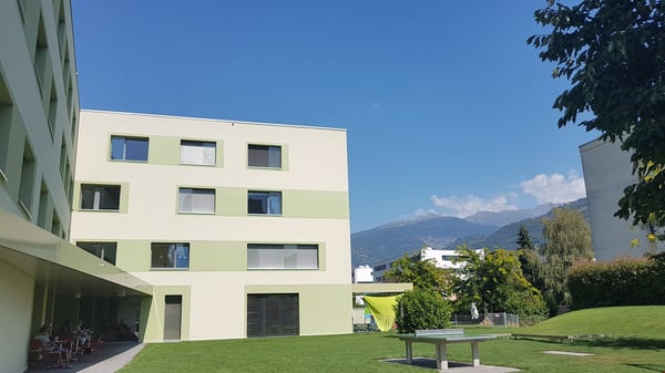 À louer ! un spacieux appartement de 2 pièces 1/2, avec place de parc comprise, à Sion 7