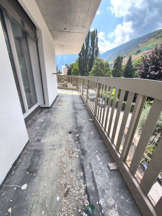 Petit bijou ! À louer, un magnifique 3 pièces 1/2 NEUF, avec grand balcon, à Martigny ! 10