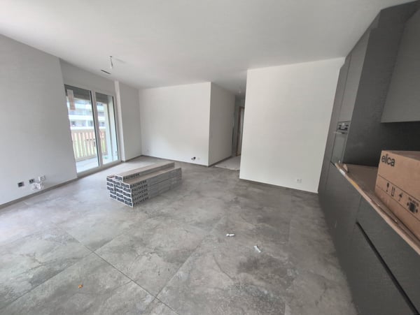 Petit bijou ! À louer, un magnifique 3 pièces 1/2 NEUF, avec grand balcon, à Martigny ! 6