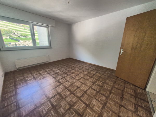 À louer ! Un spacieux appartement de 5 pièces 1/2, entouré de verdure, à l'entrée Ouest de Sion ! 9