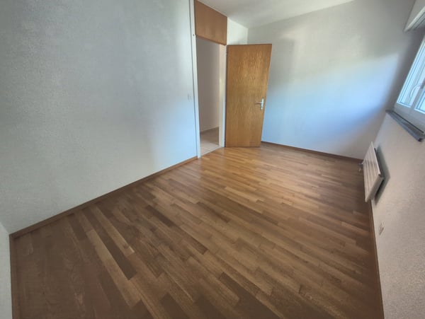 À louer ! Un spacieux appartement de 5 pièces 1/2, entouré de verdure, à l'entrée Ouest de Sion ! 10