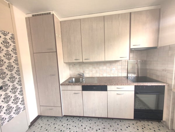 À louer, un charmant appartement de 3 pièces 1/2, à l'entrée Ouest de Sion ! 4
