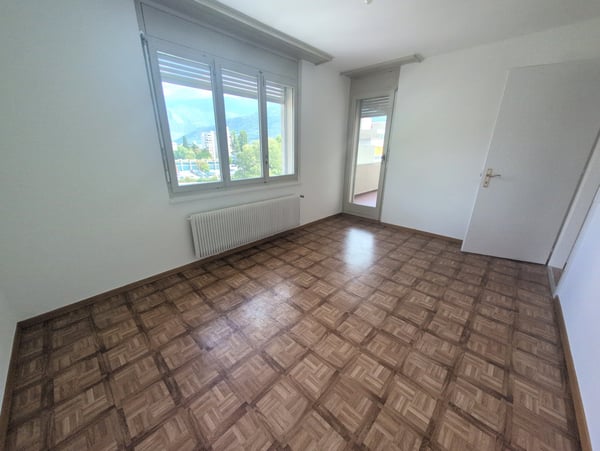 À louer, un charmant appartement de 3 pièces 1/2, à l'entrée Ouest de Sion ! 9