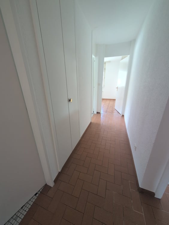 À louer, un charmant appartement de 3 pièces 1/2, à l'entrée Ouest de Sion ! 8