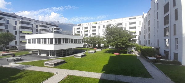 À louer, un joli appartement de 3 pièces 1/2, avec balcon, en plein coeur de Sierre ! 12