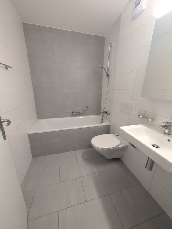 À louer, un joli appartement de 2 pièces 1/2, dans un immeuble d'époque, au coeur de St-Maurice ! 8