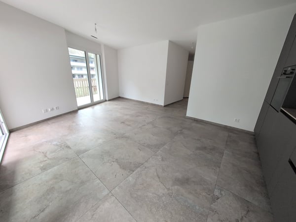 Petit bijou ! À louer, un magnifique 3 pièces 1/2 NEUF, avec grand balcon, à Martigny ! 6