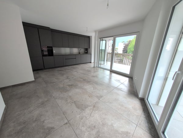 Petit bijou ! À louer, un magnifique 3 pièces 1/2 NEUF, avec grand balcon, à Martigny ! 8