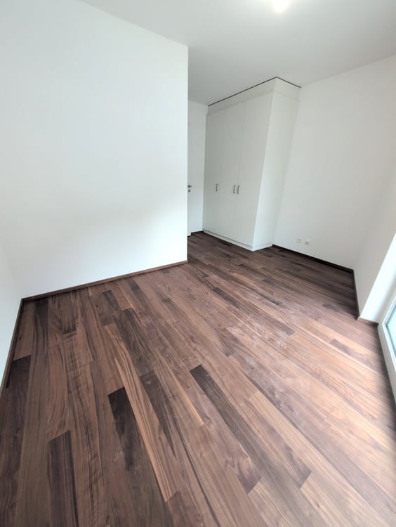 Petit bijou ! À louer, un magnifique 3 pièces 1/2 NEUF, avec grand balcon, à Martigny ! 13