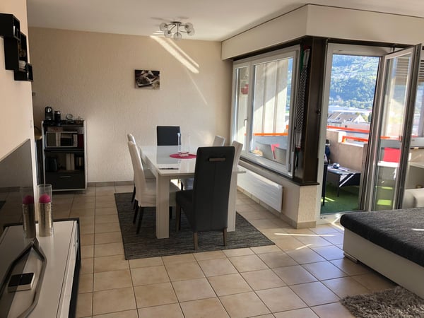 À louer ! Un charmant appartement de 4 pièces 1/2, à l'entrée Ouest de Sion ! 5