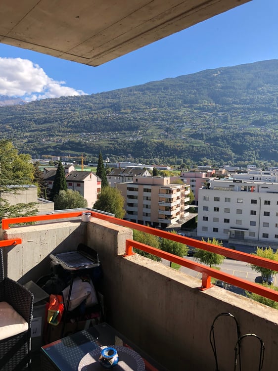 À louer ! Un charmant appartement de 4 pièces 1/2, à l'entrée Ouest de Sion ! 6