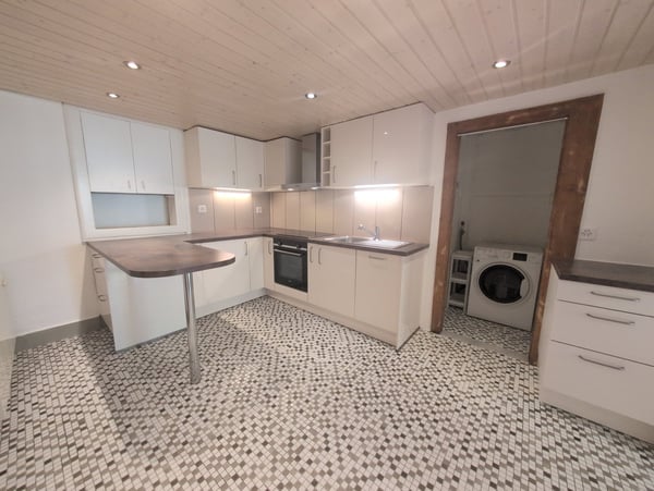 À louer, un bel appartement de 2 pièces 1/2, en plein coeur du Bourg à Martigny ! 4
