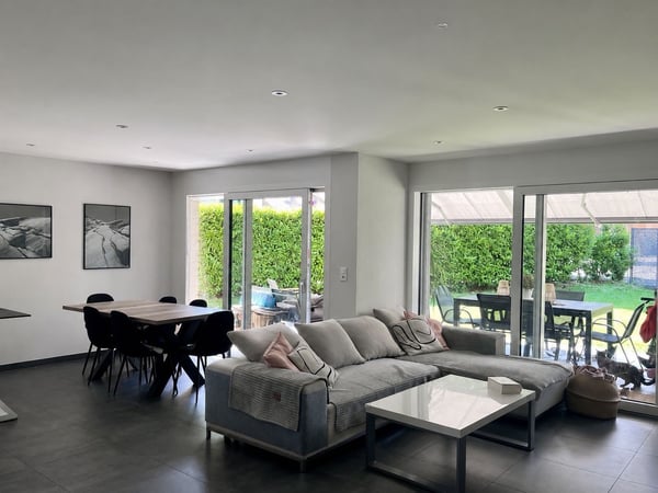 Perle rare ! Magnifique 4.5 pces, avec terrasse et pelouse privative, à louer à Martigny ! 4