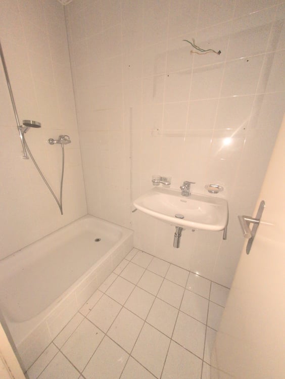 Petit bijou ! À louer, bel appartement de 4.5 pièces avec balcons, EN COURS DE RENOVATION, à Sion ! 19