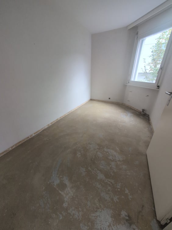Petit bijou ! À louer, bel appartement de 4.5 pièces avec balcons, EN COURS DE RENOVATION, à Sion ! 14