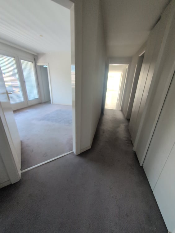 Petit bijou ! À louer, bel appartement de 4.5 pièces avec balcons, EN COURS DE RENOVATION, à Sion ! 15