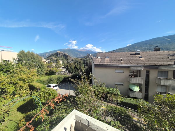 Petit bijou ! À louer, bel appartement de 4.5 pièces avec balcons, EN COURS DE RENOVATION, à Sion ! 13