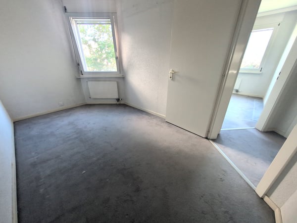 Petit bijou ! À louer, bel appartement de 4.5 pièces avec balcons, EN COURS DE RENOVATION, à Sion ! 17
