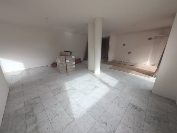 Petit bijou ! À louer, bel appartement de 4.5 pièces avec balcons, EN COURS DE RENOVATION, à Sion ! 5