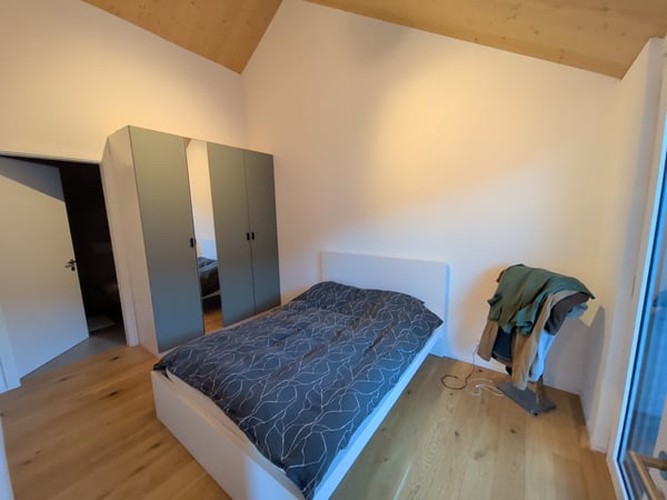 Bien d'exception ! Splendide appartement de 2.5 pièces, en attique, à louer à Sion ! 11
