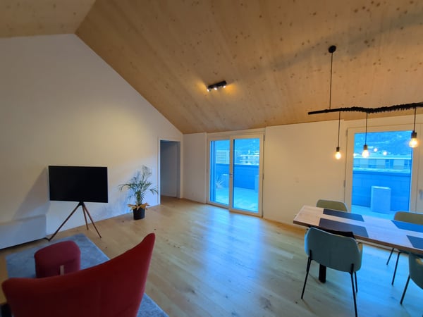 Bien d'exception ! Splendide appartement de 2.5 pièces, en attique, à louer à Sion ! 8