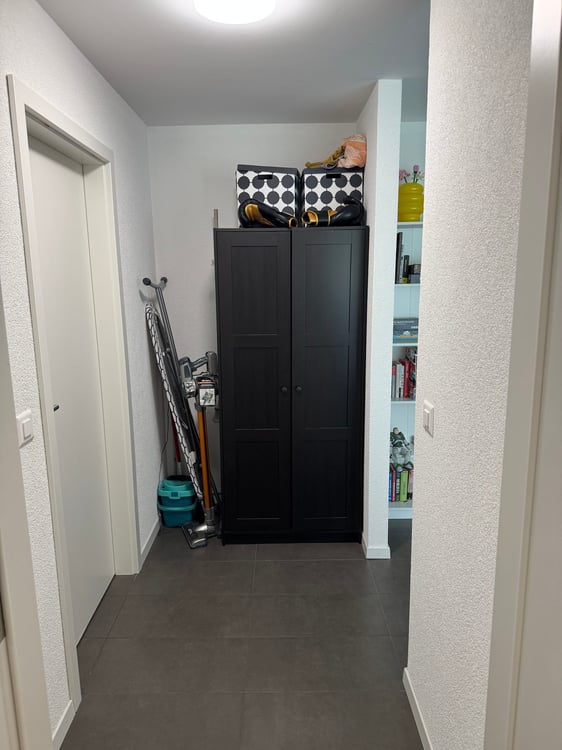 À louer, un bel appartement de 2 pièces 1/2, en plein coeur de Sierre ! 2