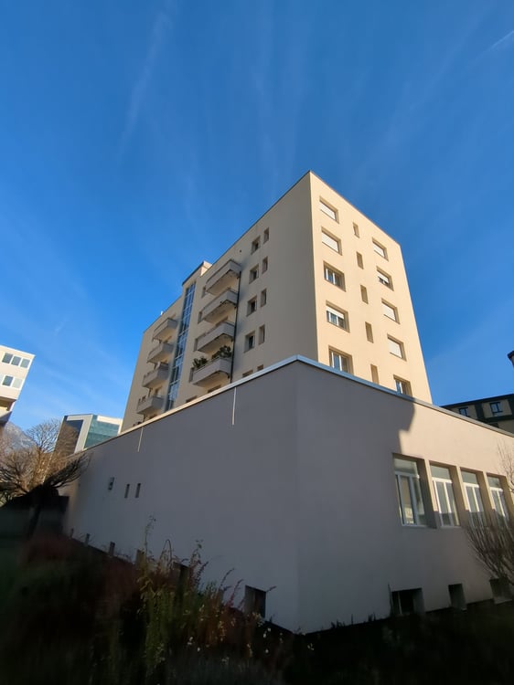 À louer ! Un joli appartement de 4 pièces 1/2 avec balcon, proche de la Place de Rome à Martigny ! 16