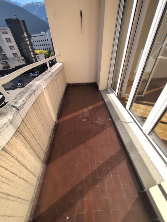 À louer ! Un joli appartement de 4 pièces 1/2 avec balcon, proche de la Place de Rome à Martigny ! 8