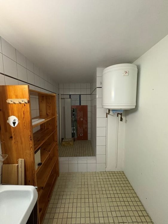 Local commercial - dépôt de stockage 4