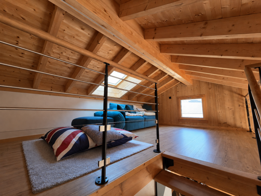 Standing - Triplex récent avec terrasse et places de parc - label minergie