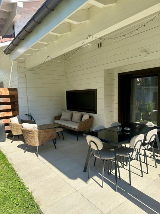 MINERGIE - 3 pièces en triplex avec terrasse et parking 9