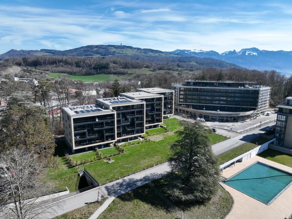 Magnifique attique de 5.5 pièces à vendre avec vue exceptionnelle sur le lac Léman 18