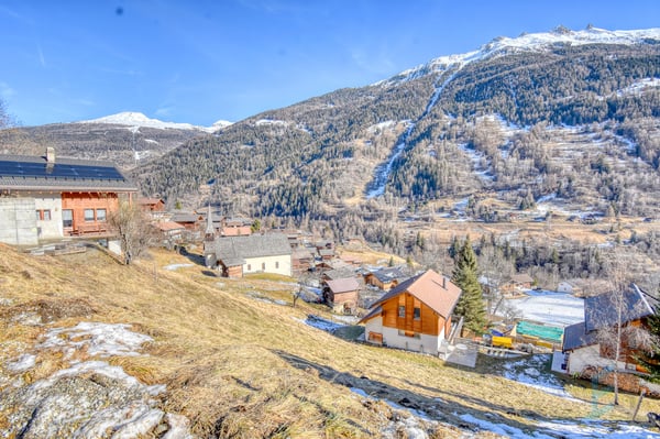 EXCLUSIVITE  Magnifique terrain à bâtir terrain équipé de 1'149m² 2