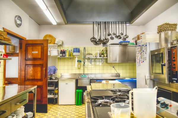 EXCLUSIF Magnifique restaurant de 260m² au centre du village 8