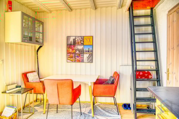 A LOUER Bel appartement meublé de 1 ½ pièces en pleine nature 2