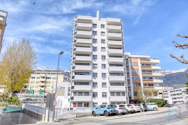 EXCLUSIVITE Bureaux à louer au coeur du centre ville de Sierre 1
