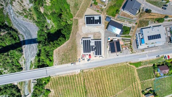 A LOUER - Splendide appartement neuf de 4½ pièces au coeur des vignobles 13