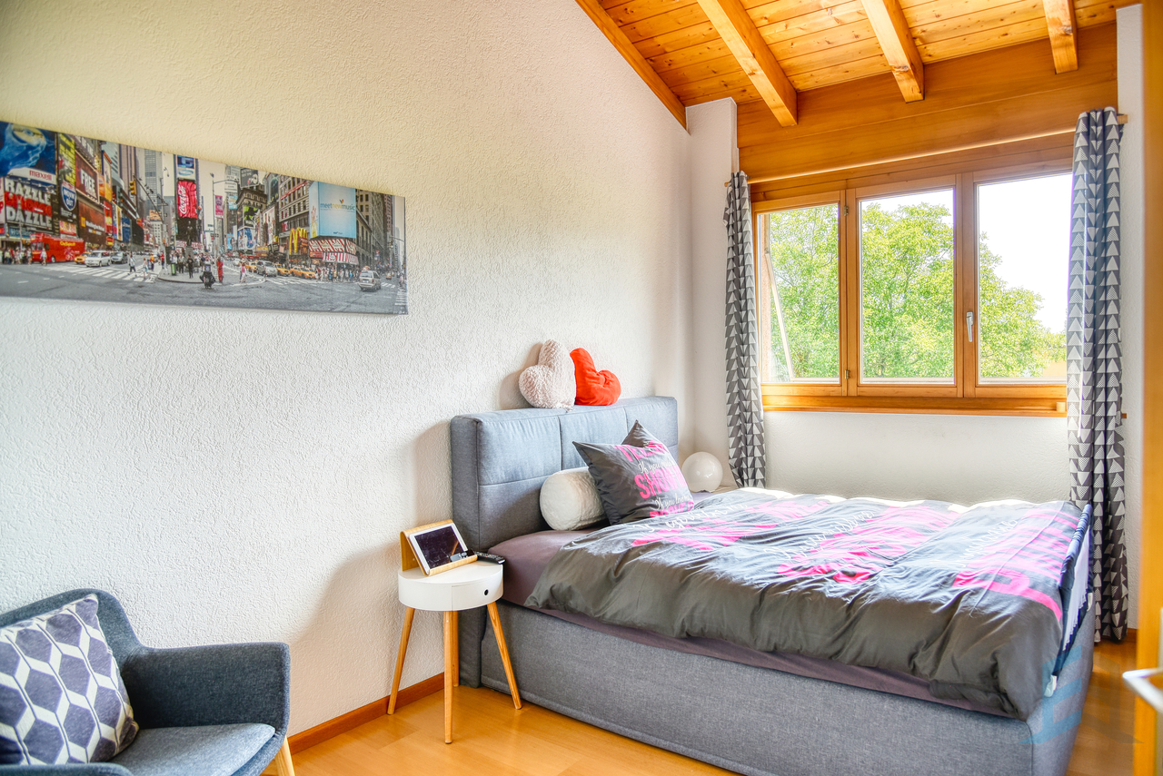 Immobilie in Chippis - EXCLUSIVITE Splendide villa mitoyenne de 4½ avec jardin à Chippis - Bild 9