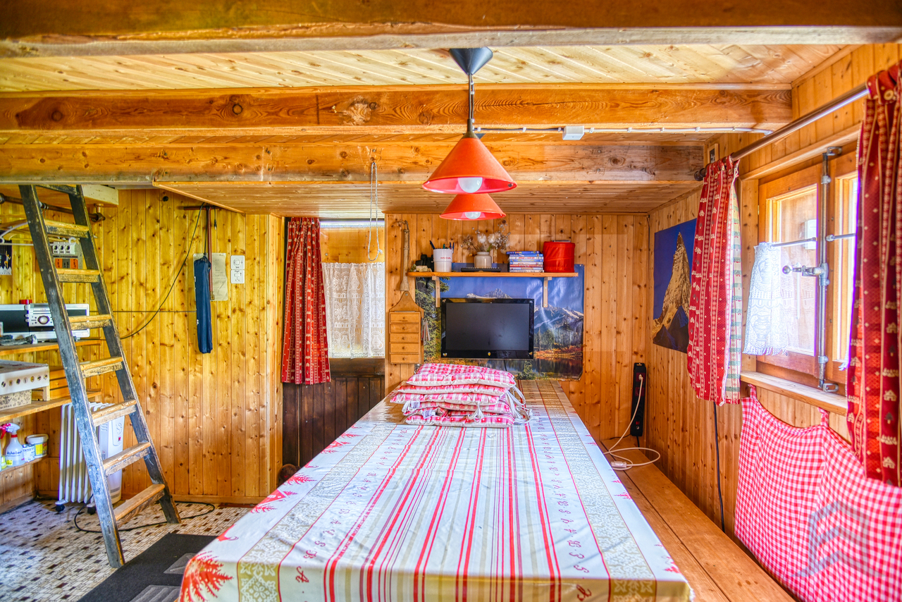 Immobilie in Ayer - EXCLUSIVITE Chalet rustique de 4 ½ pièces avec vue panoramique - Bild 1