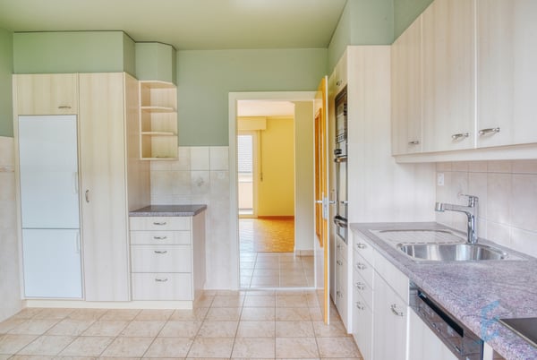 A LOUER Bel appartement de 4 ½ pièces au Sud de la ville de Sierre 3
