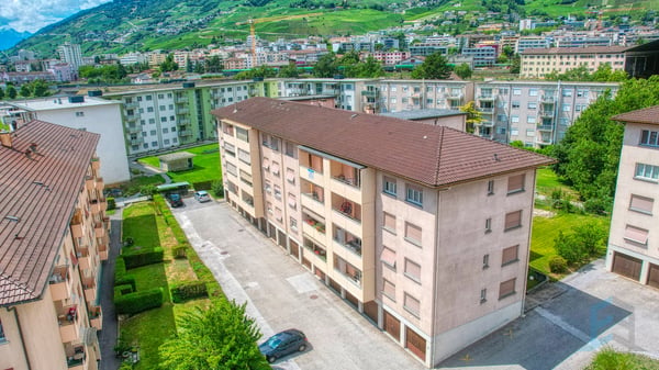 A LOUER Bel appartement de 4 ½ pièces au Sud de la ville de Sierre 1