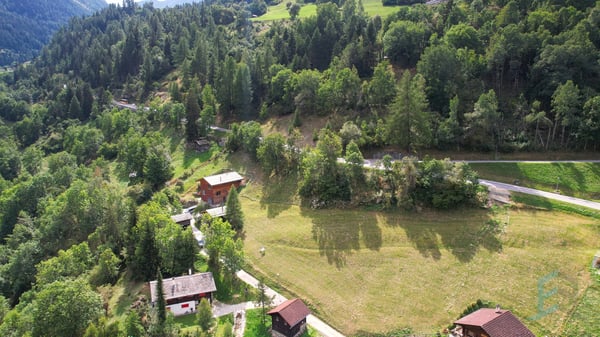 EXCLUSIF Superbe terrain à bâtir de 1478m² pour résidence principale 8