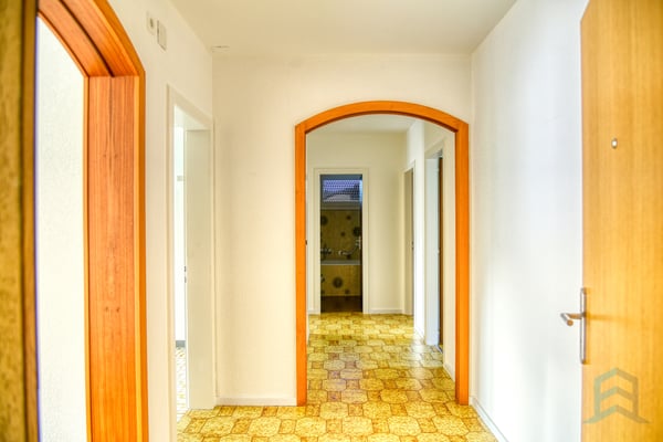 A LOUER Spacieux appartement rénové de 4 ½ pièces avec grand balcon 9