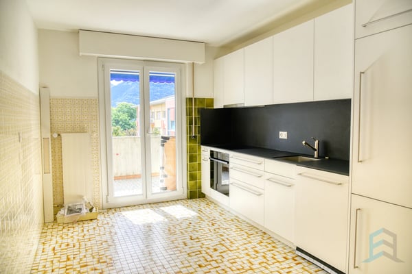 A LOUER Spacieux appartement rénové de 4 ½ pièces avec grand balcon 3