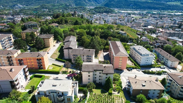 A LOUER Spacieux appartement rénové de 4 ½ pièces avec grand balcon 13
