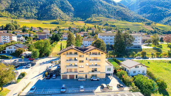 EXCLUSIVITE Local commercial de 115m² au centre de Chalais